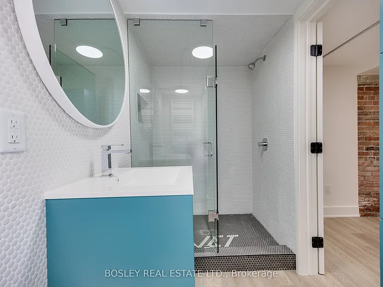 334A Gladstone Ave #B — Photo 20