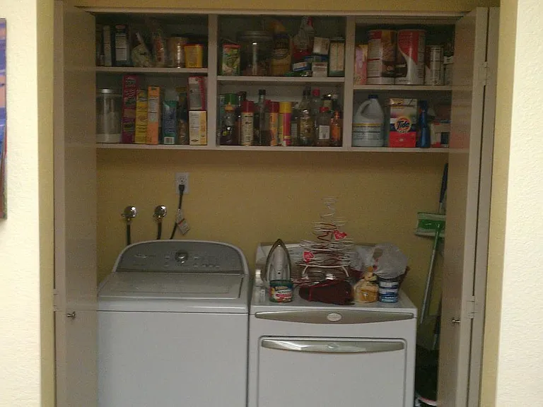 in-unit laundry