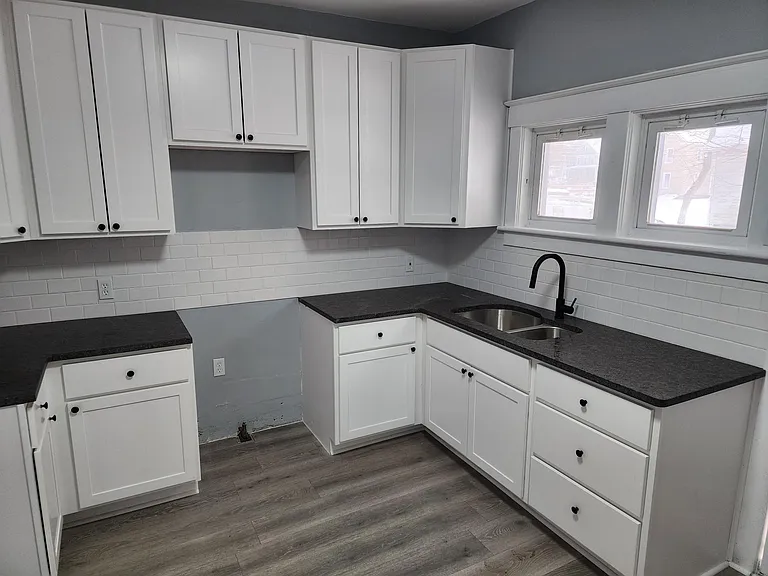 123 Ridgeway St — Photo 12