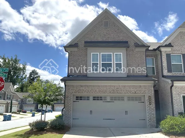 2904 Blush Rose Ln, Loganville, GA 30052