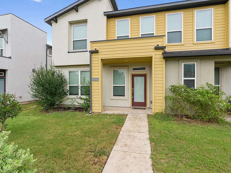 8809A Whitter Dr — Photo 2