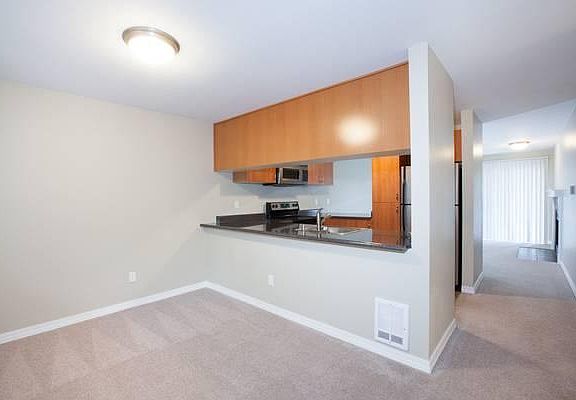 3rd image of 16190 SE Eastgate Way APT J303