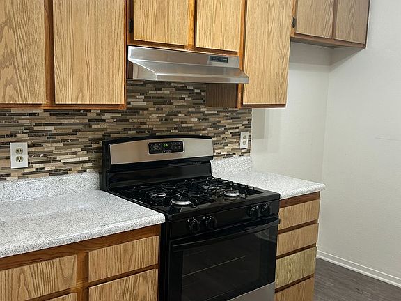 5th image of 7500 Crescent Ave #145