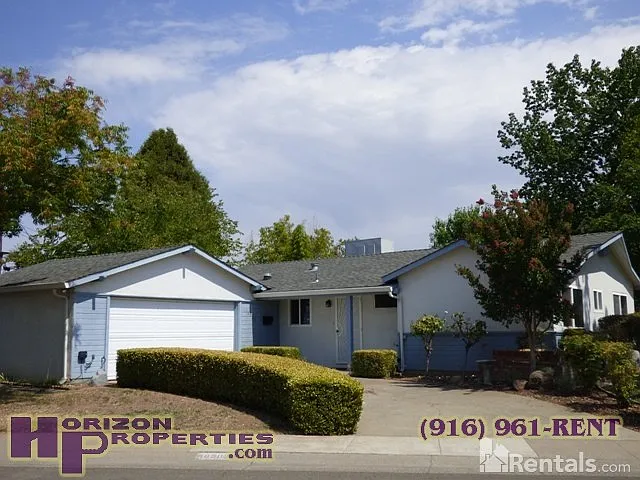 10509 Silverwood Way photo 1