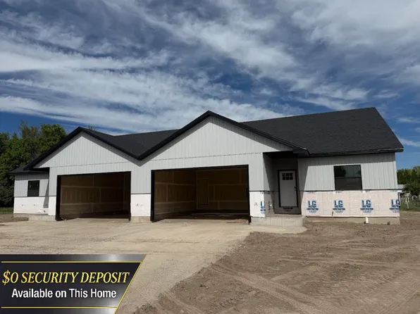 Twin Butte Townhomes, 654 N 3511 E #1, Menan, ID 83434