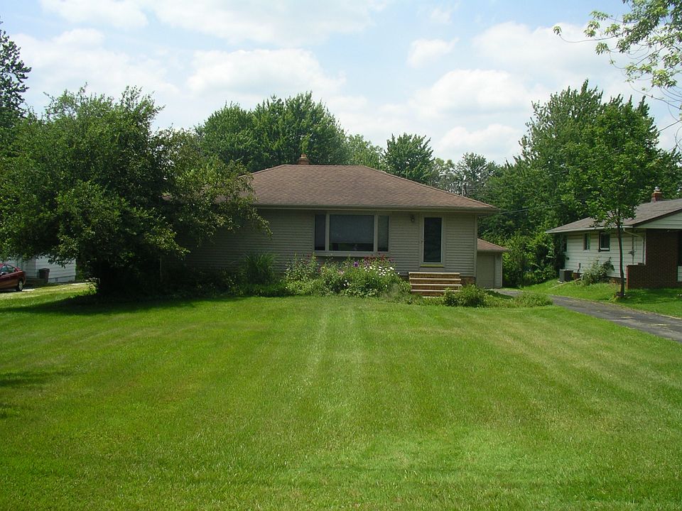 1st image of 1238 Catherine Dr