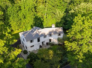 23 Ross Rd, Scarsdale, NY 10583