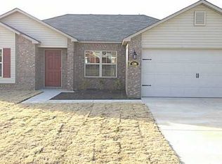 5306 SW Cherry Creek Rd, Bentonville, AR 72712