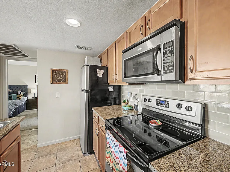 200 E Southern Ave #204 — Photo 10
