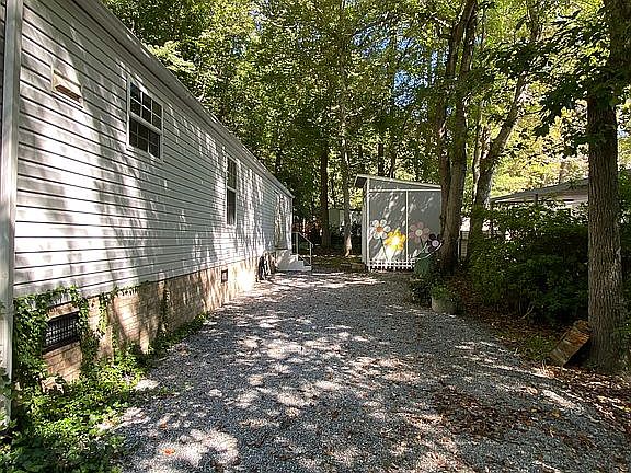 4th image of 419 Indian Springs Trl