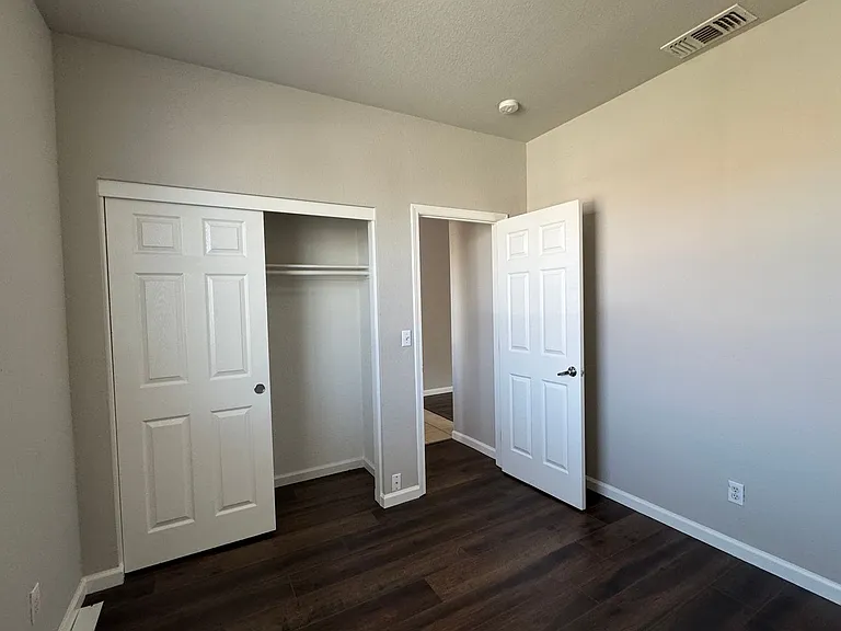 3020 McCook Way — Photo 5