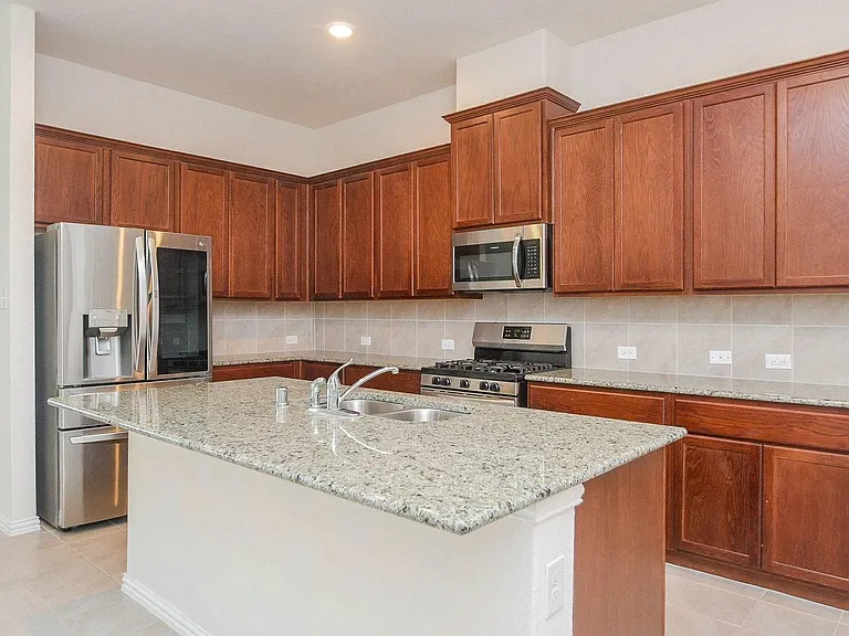 6142 Thief River Falls Dr — Photo 10