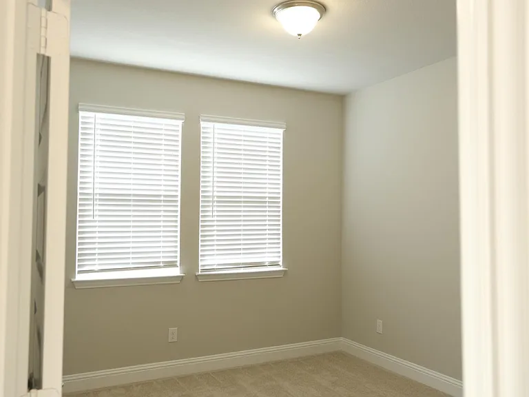 332 Blackthorne Dr — Photo 18