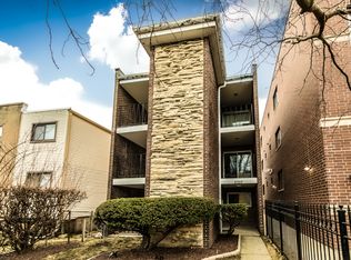 2707 W Bryn Mawr Ave, Chicago, IL 60659