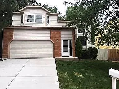 6120 Fall River Dr — Photo 1