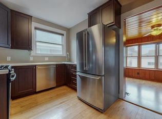 937 Mapleton Ave, Oak Park, IL 60302