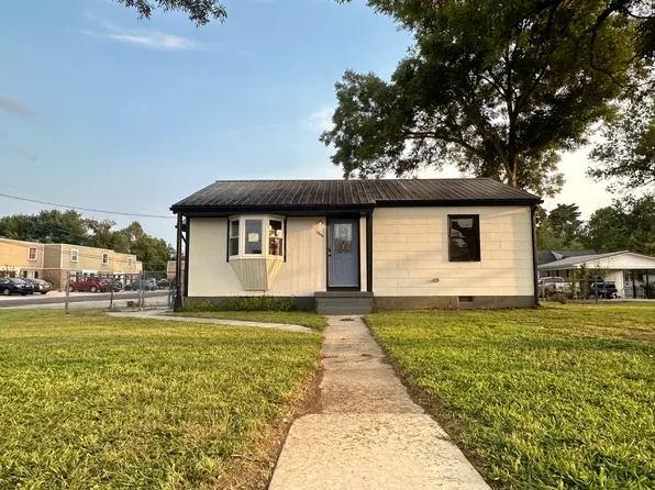 1135 E 10th St, Cookeville, TN 38501