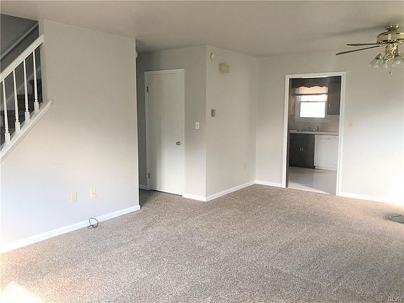 4th image of 3133 Clifton Ave
