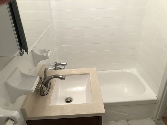 4th image of 139 Thompson St APT 14