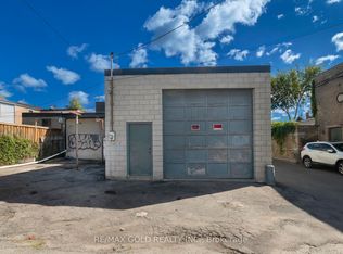 131R Millicent St, Toronto, ON M6H1W3