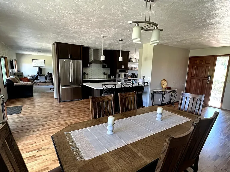 28131 Spencer Creek Rd — Photo 5