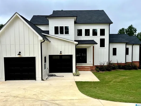 4653 S South Shades Crest Rd, Helena, AL 35022