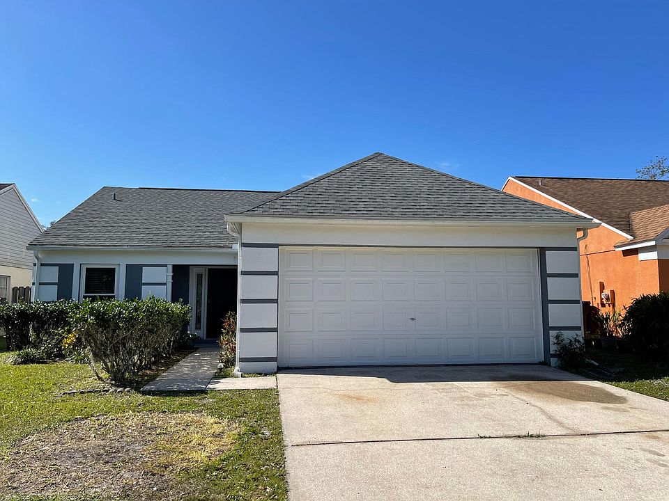 1st image of 8310 Cascade Oaks Dr
