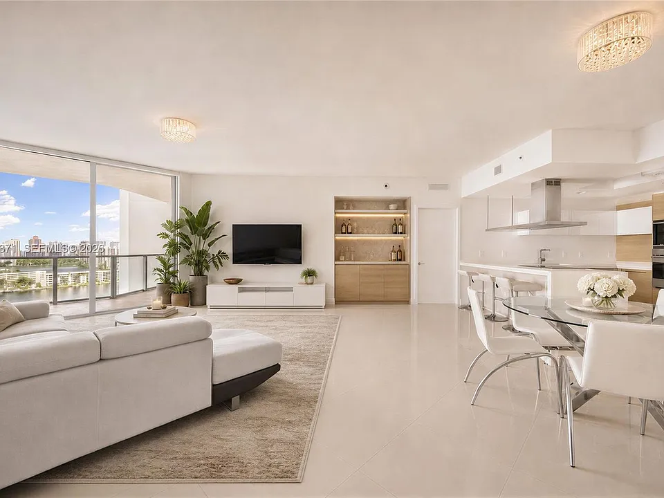 17301 Biscayne Blvd #1704