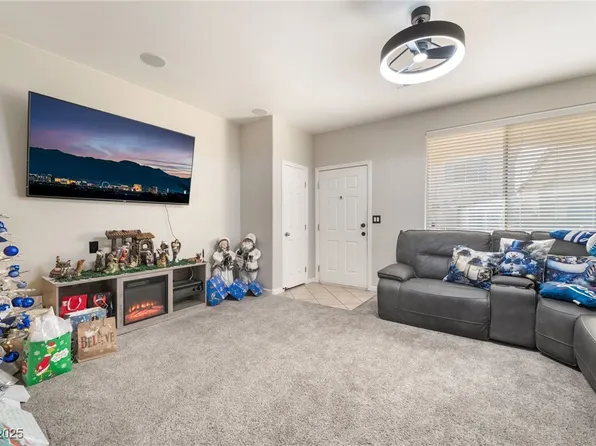 6880 Silver Eagle Ave, Las Vegas, NV 89122