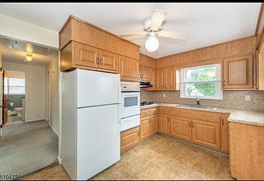 1st image of 162 Morgan Pl #2