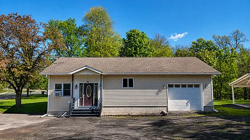 124 Blue Mountain Rd Photo 1