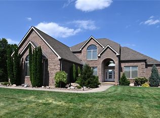 41147 Mills Cir, Lagrange, OH 44050