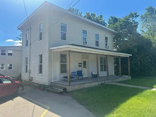 133 S Cottage St Photo 1