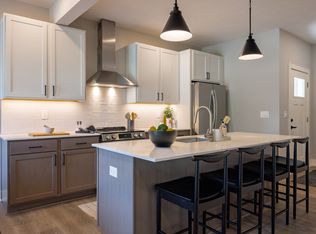 Okemos Grand Reserve, Okemos, MI 48864