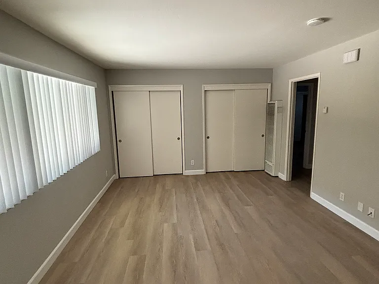 850 Roble Ave #C — Photo 7