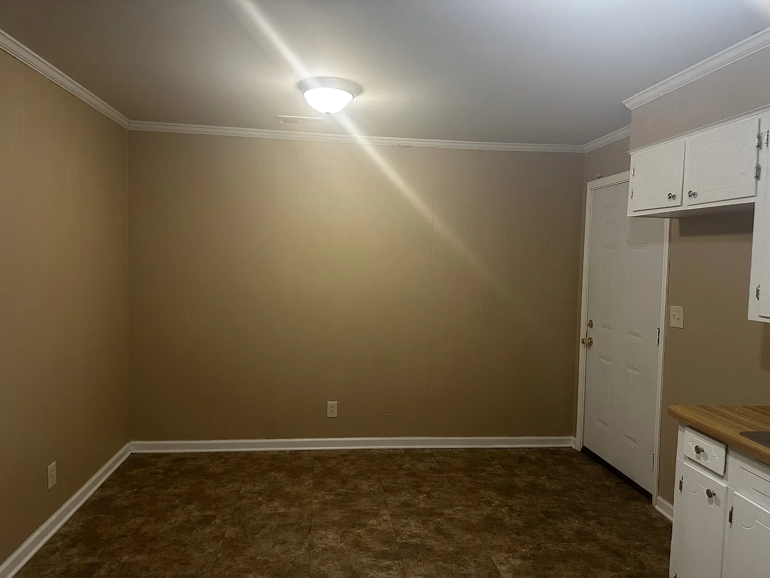 1154 Westmoreland Street — Photo 4