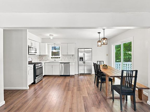 5th image of 5108 Derby Rd