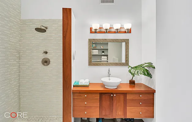 Sold by CORE | media 25