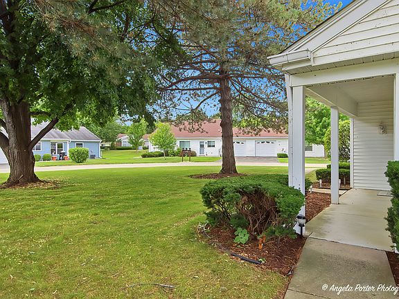 3rd image of 7214 Wheaton Ln #347-FOX
