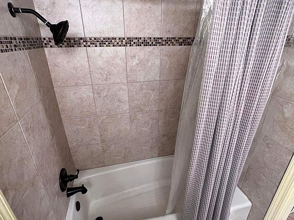 2nd image of 6000 N Brookline Ave APT 58