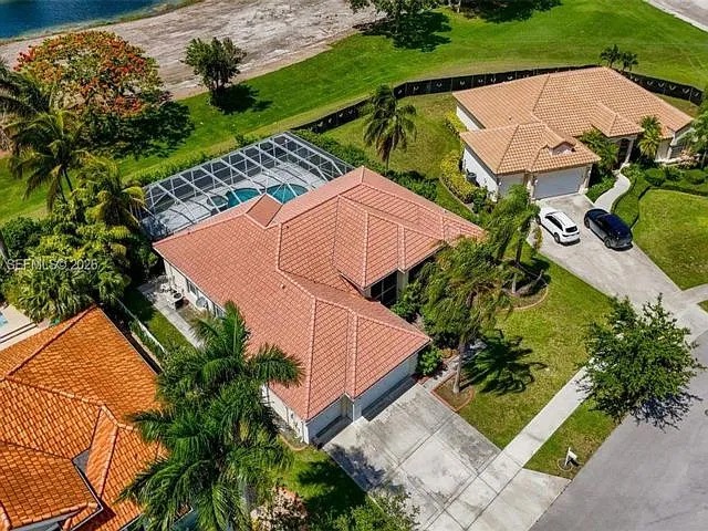 2575 Muirfield Ter — Photo 10