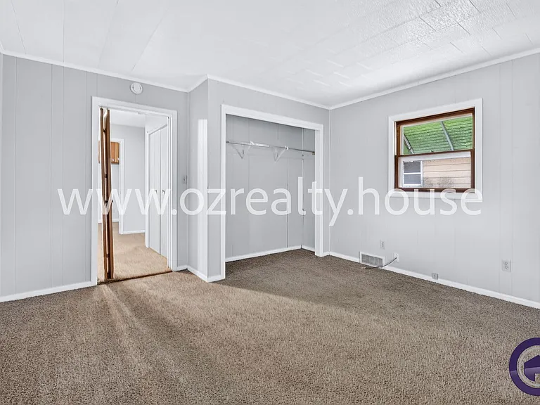 1019 Coventry Ave — Photo 15