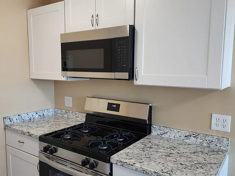 Arden Town Apartments — Photo 27