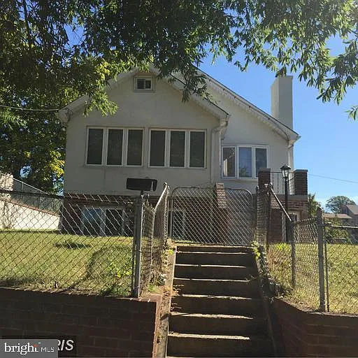 112 49th St SE photo 1