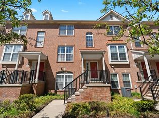 20310 Rodeo Ct, Southfield, MI 48075