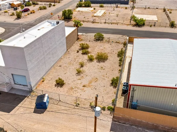 321 Long Ave, Bullhead City, AZ 86429