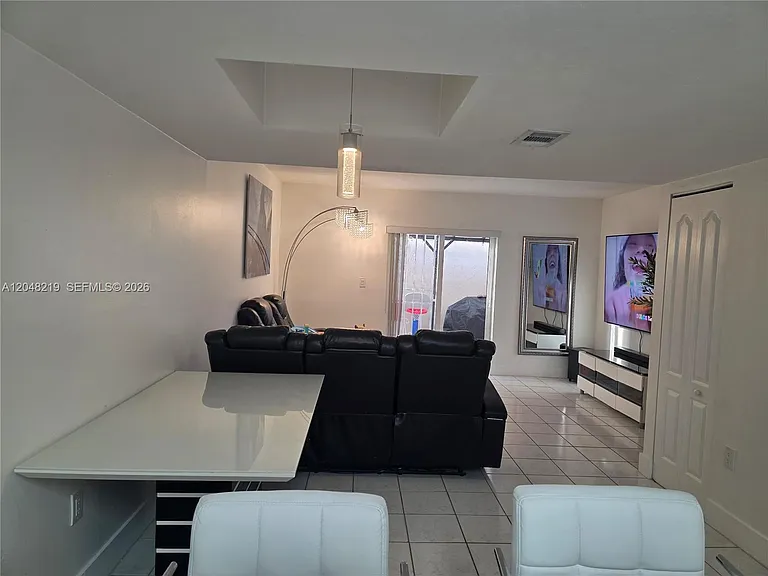 523 W 68th St #5 — Photo 13
