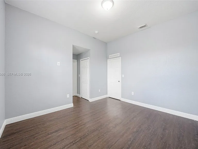 902 SW 8th Pl #902 — Photo 12