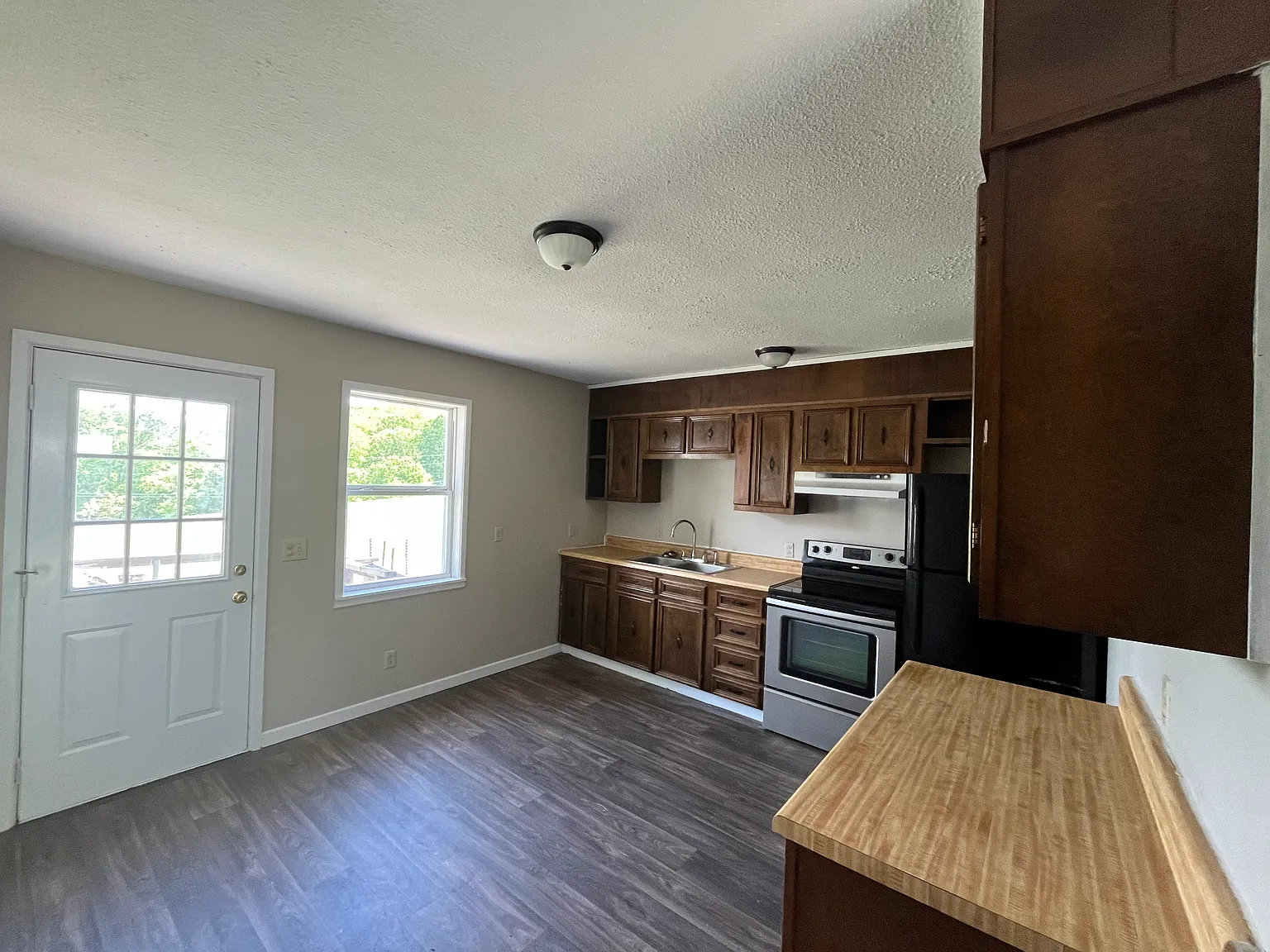 2 bed, $795 — Photo 4