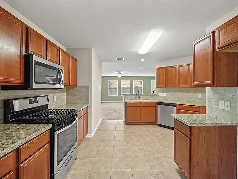 3006 Madison Elm St — Photo 3